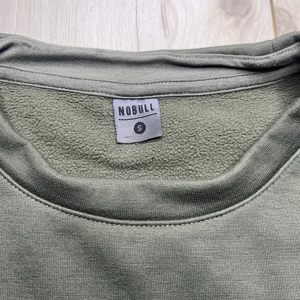 NOBULL sweater excellent